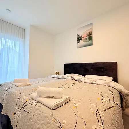 アパート Glory's